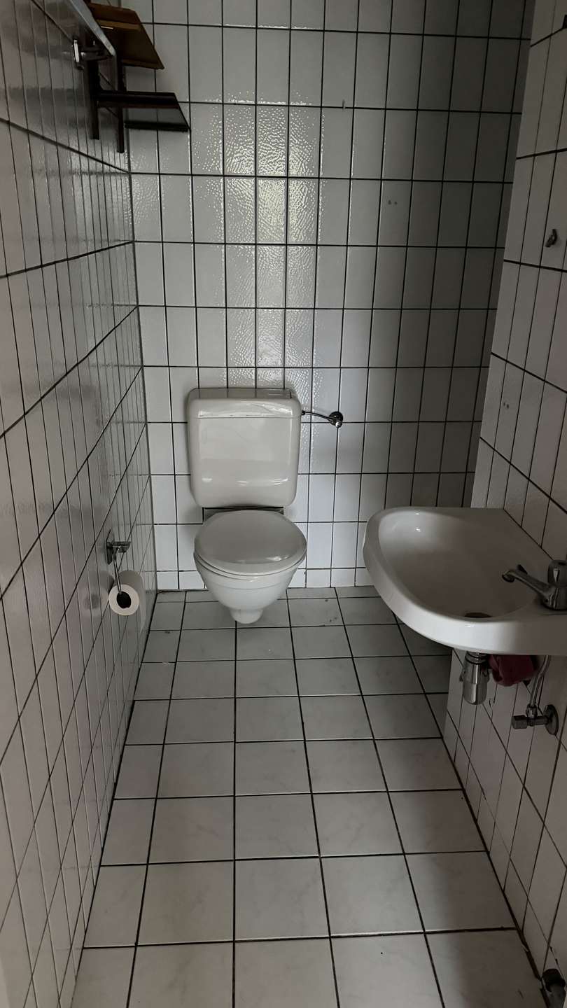 Duschbad Etagenwohnung K�ln