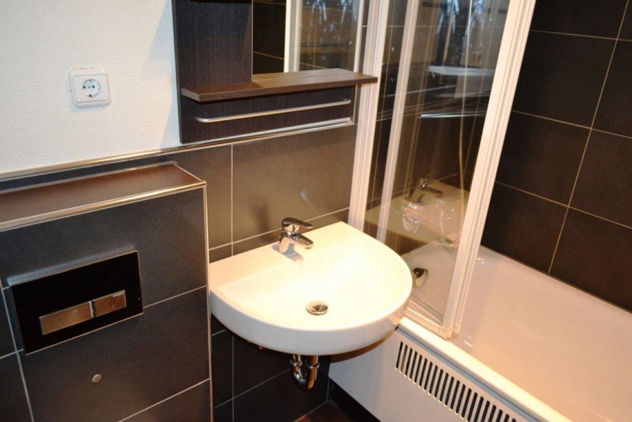 modernes Bad Etagenwohnung K�ln