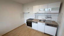 K�che Komfortable Einzimmerwohnung mit gro�er K�che und Balkon zum Selbstbezug in K�ln Westhoven