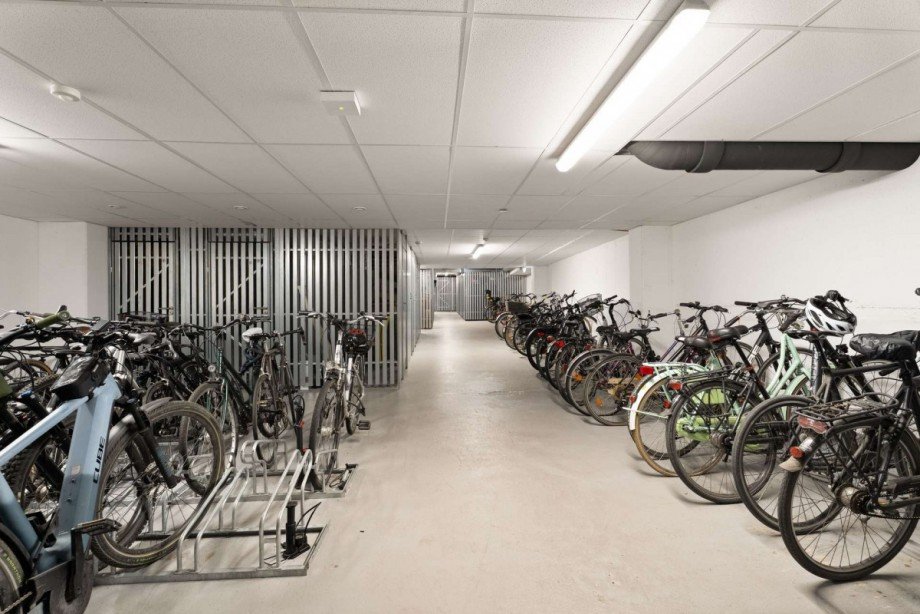 Kellerr�ume und Fahrradkeller Etagenwohnung K�ln