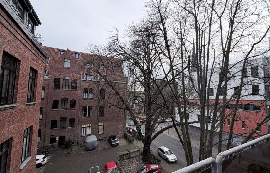 Balkon Etagenwohnung K�ln