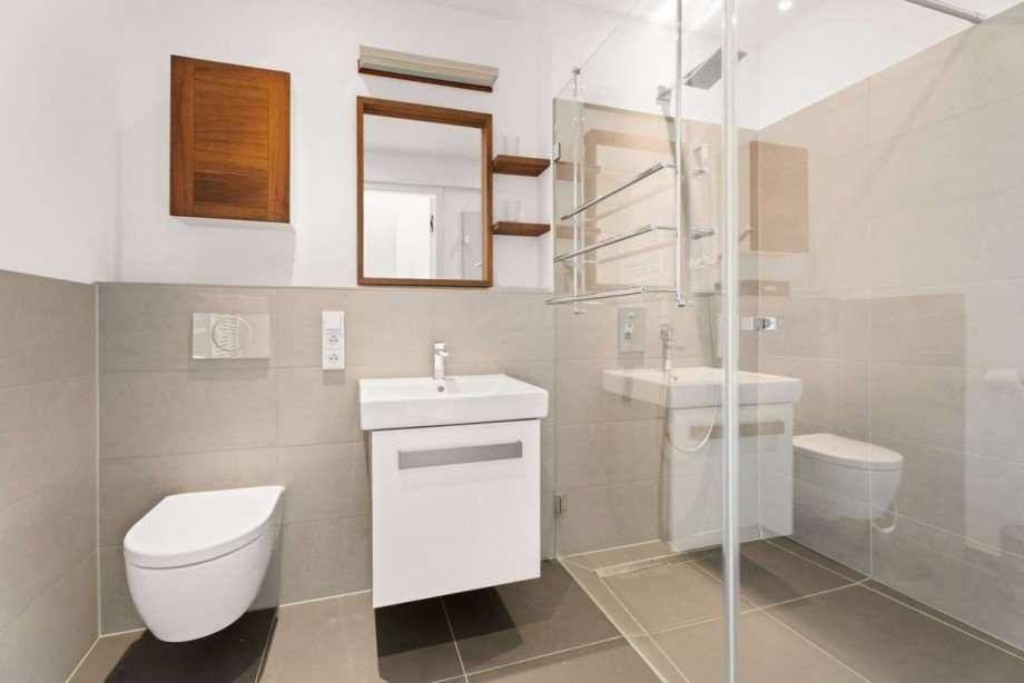 Badezimmer Etagenwohnung K�ln