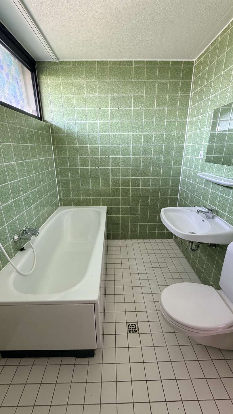Badezimmer Etagenwohnung K�ln
