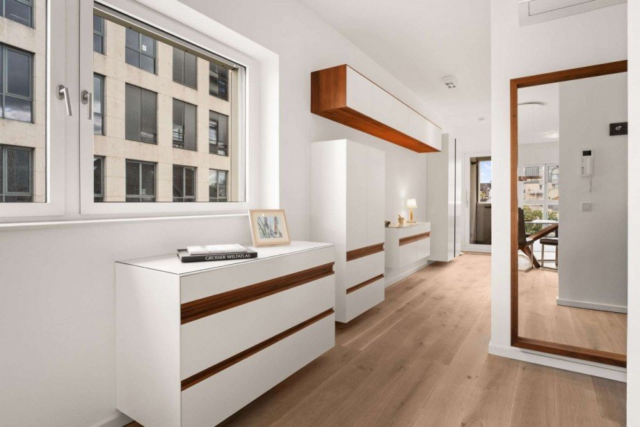 Flur Etagenwohnung K�ln