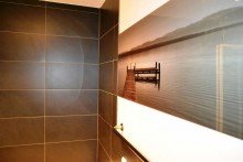 modern gefliest TOP-Angebot: ger�umige 2 Zimmer mit Balkon - frisch renoviert mit optionaler Einbauk�che