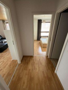 Innenflur VERKAUFT - Investitionsobjekt oder Eigennutzung - 2-Zimmer-Wohnung mit Balkon im S�den K�lns