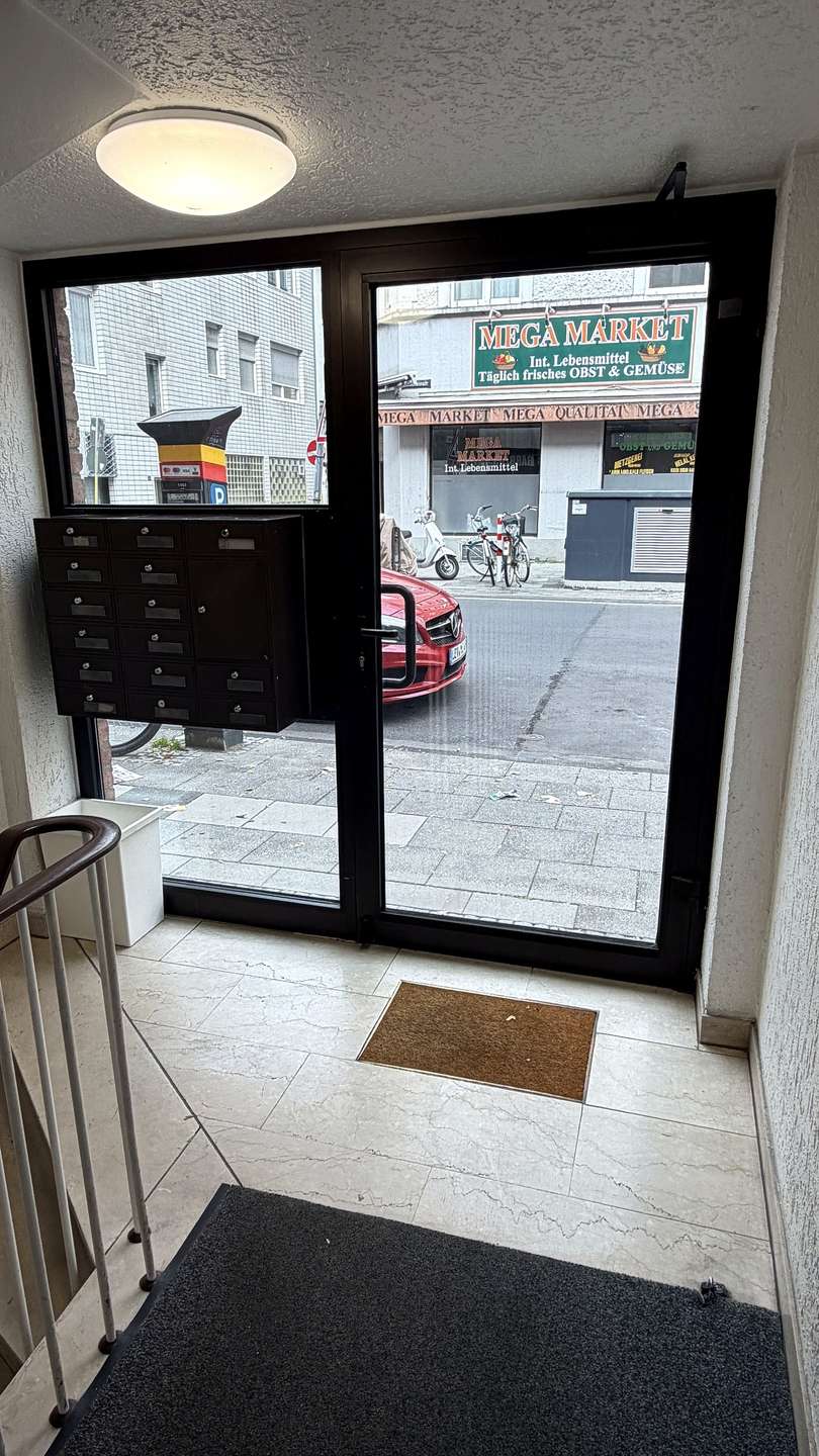 02_Hauseingang Etagenwohnung K�ln
