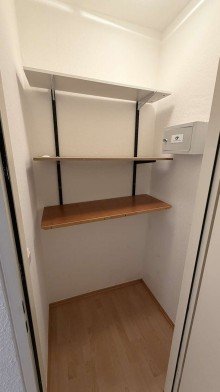 Abstellraum Komfortable Einzimmerwohnung mit gro�er K�che und Balkon zum Selbstbezug in K�ln Westhoven