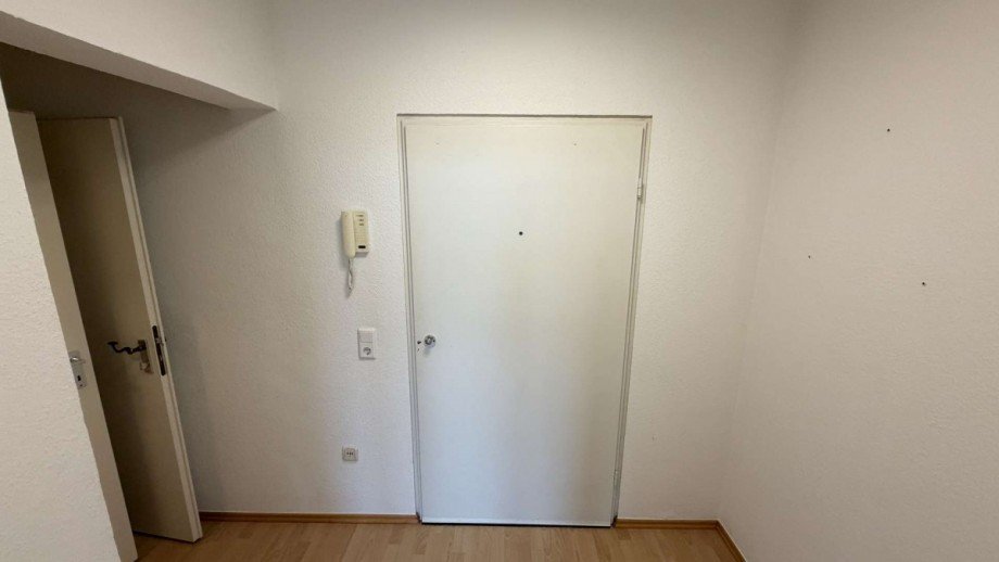 Flur Etagenwohnung K�ln