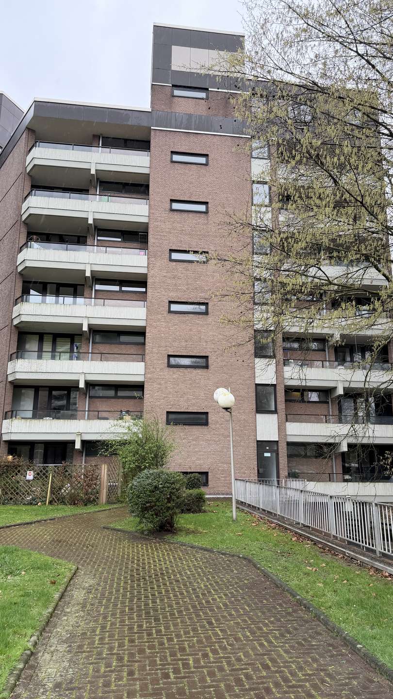 Haus hinten Etagenwohnung K�ln