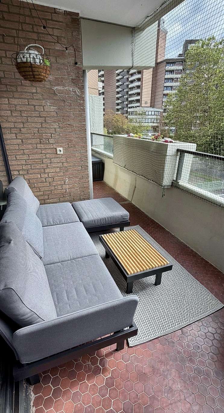 Balkon Etagenwohnung K�ln