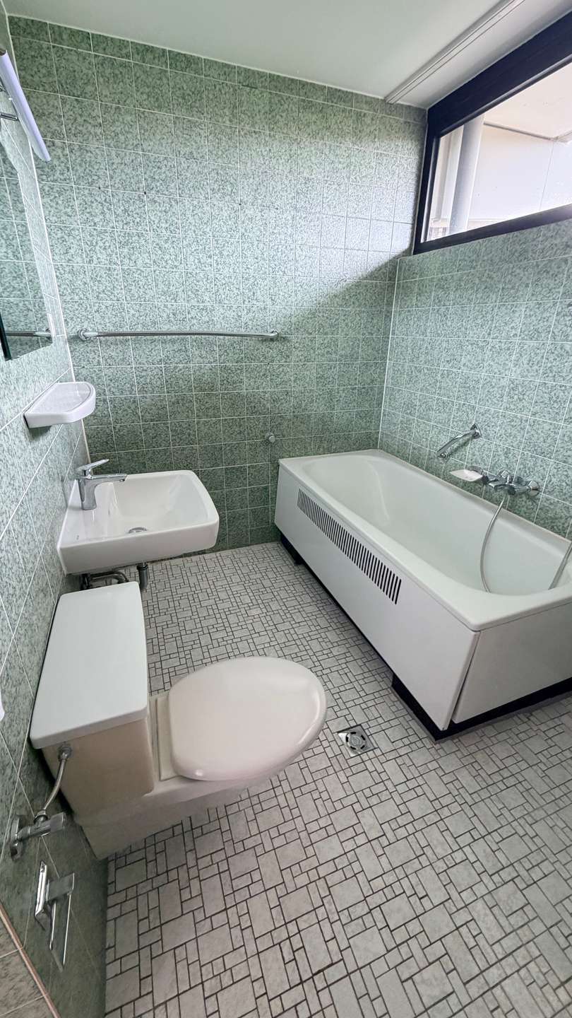 Badezimmer Etagenwohnung K�ln