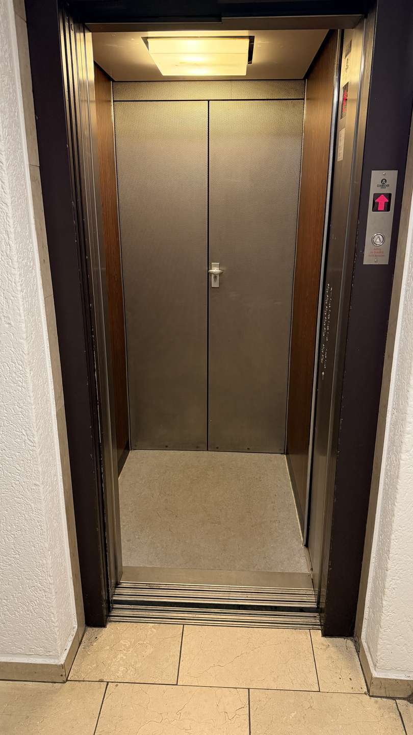 Aufzug Etagenwohnung K�ln
