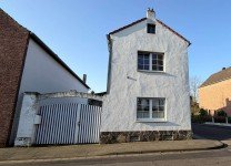 Hauptbild RESERVIERT - Viel Raum f�r neue Ideen: Freistehendes Altbauhaus mit Einliegeroption