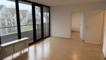 Wohnraum Komfortable Einzimmerwohnung mit gro�er K�che und Balkon zum Selbstbezug in K�ln Westhoven