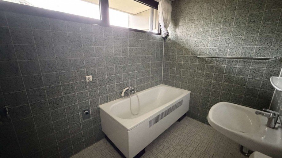 Wannenbad Etagenwohnung K�ln