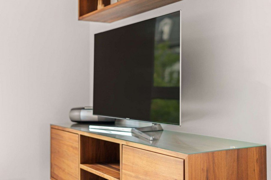 Medien Etagenwohnung K�ln