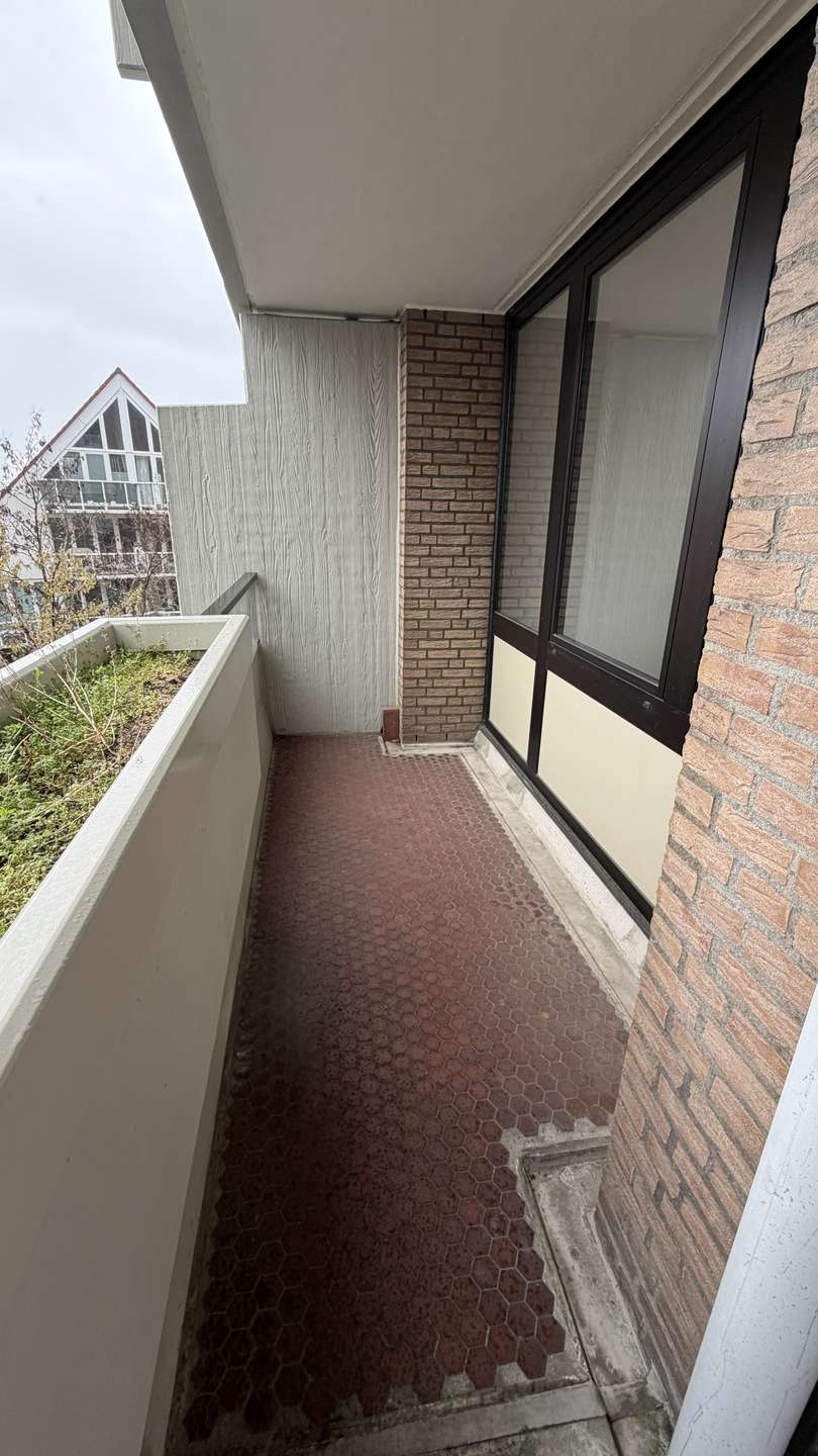 Balkon Etagenwohnung K�ln